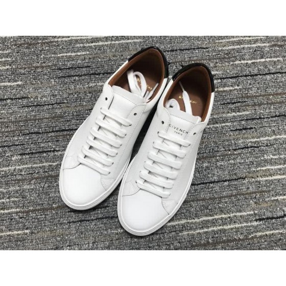 Givenchy Low Top Sneaker White Black Men Women