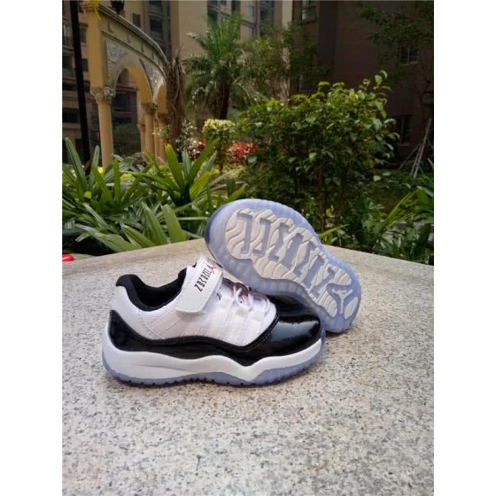 Air Jordan 11 Kids Black And White