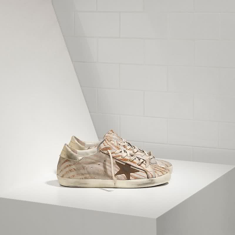 Golden Goose Sneakers Super Star IN Pelle E Stella IN Camoscio gold zebra 1