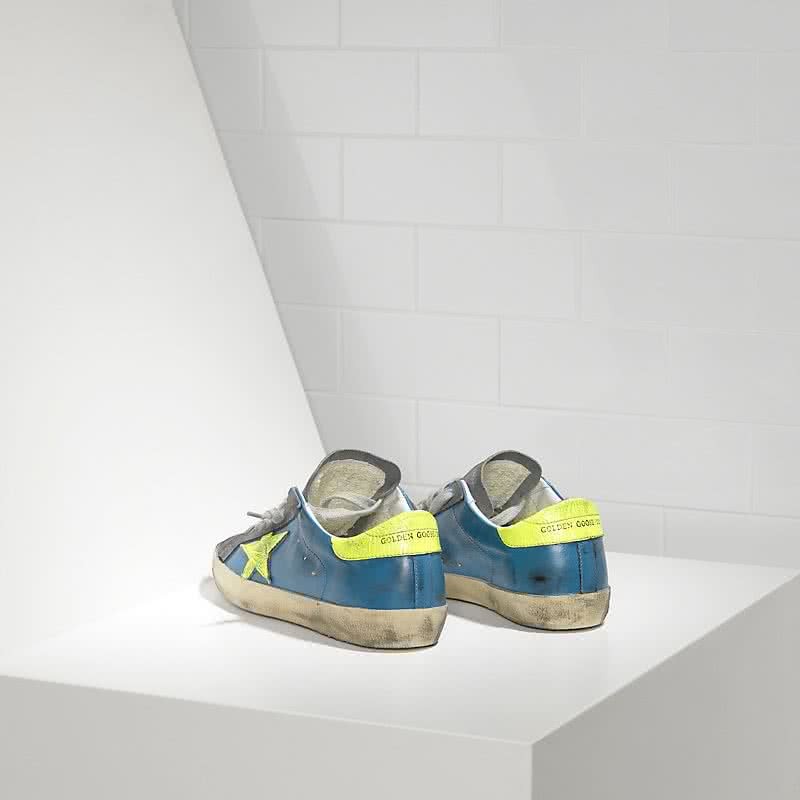 Golden Goose Sneakers Super Star in Pelle e Stella in Pelle Fluo Sky Yellow Fluo Star 3