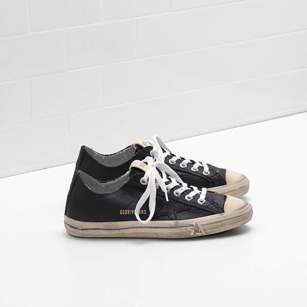 Golden Goose V-STAR 2 Sneakers G30WS639 black 2