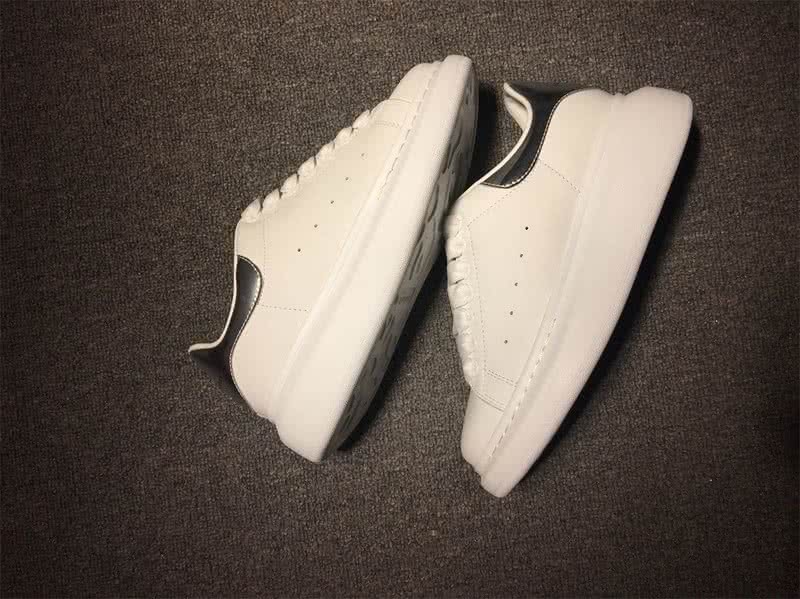 Alexander McQueen White and White shoelace Men And Women 4