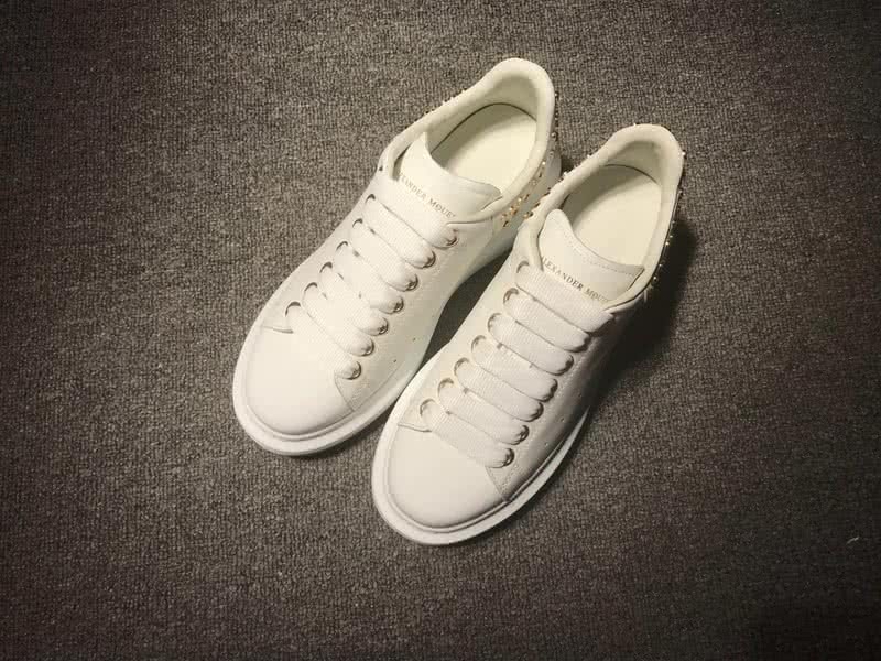 Alexander McQueen White and White shoelace Men And Women 2