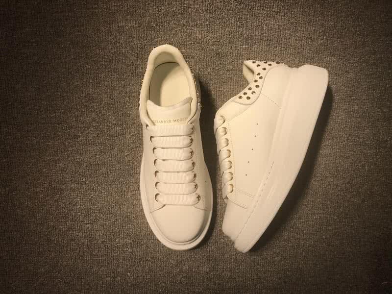 Alexander McQueen White and White shoelace Men And Women 1