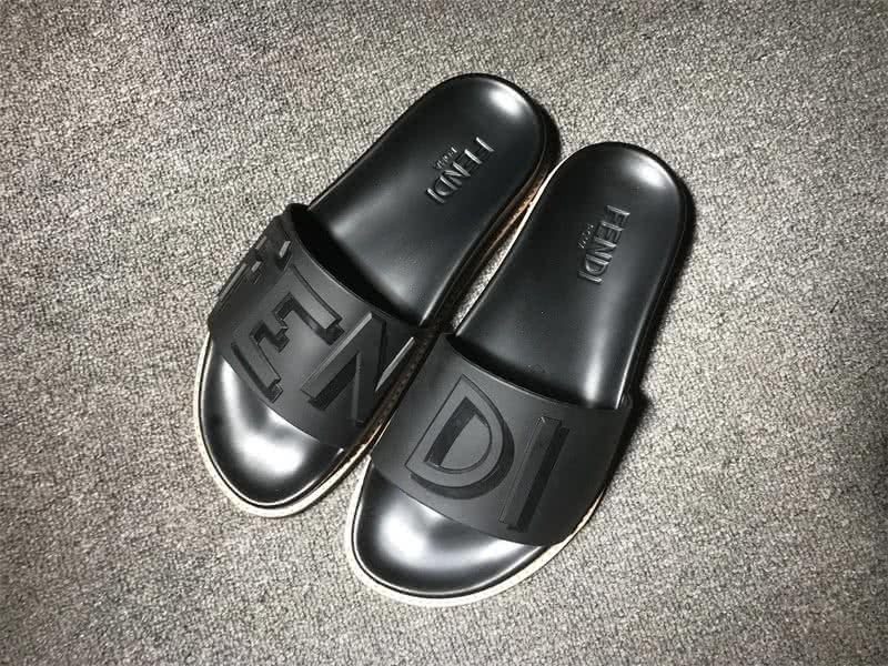 Fendi Black Slipper Men And Women 1