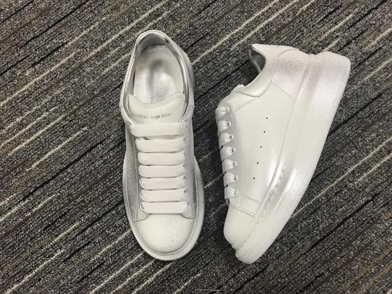Alexander McQueen Silver and White Men And Women 1