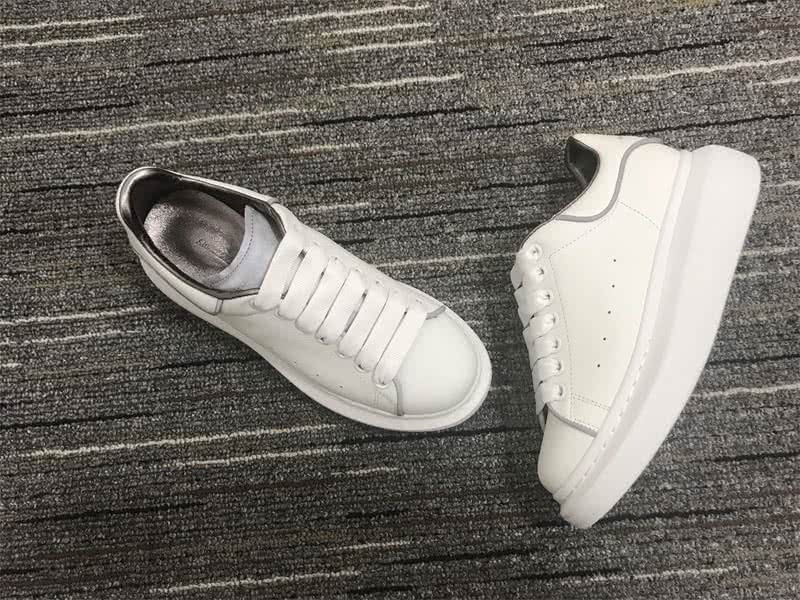 Alexander McQueen White and White shoelace Men And Women 3