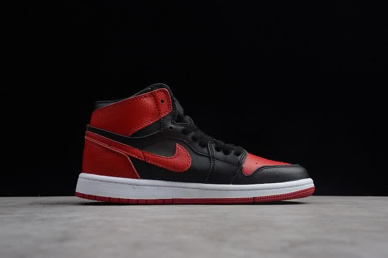 Nike AJ1 Kids Shoes Black And Red 3