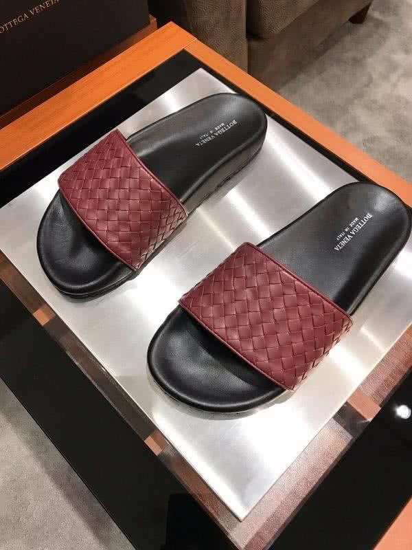 Bottega Veneta New  Fashion Slippers Cowhide Black And Red Men 1