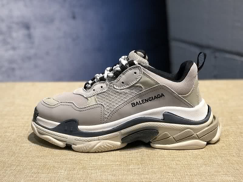 Balenciaga Triple S Grey Black 10