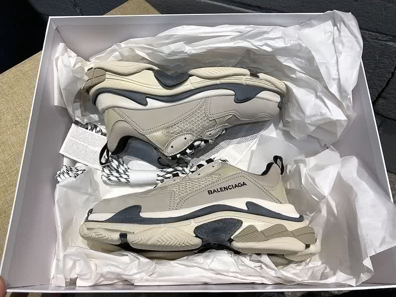 Balenciaga Triple S Grey Black 12