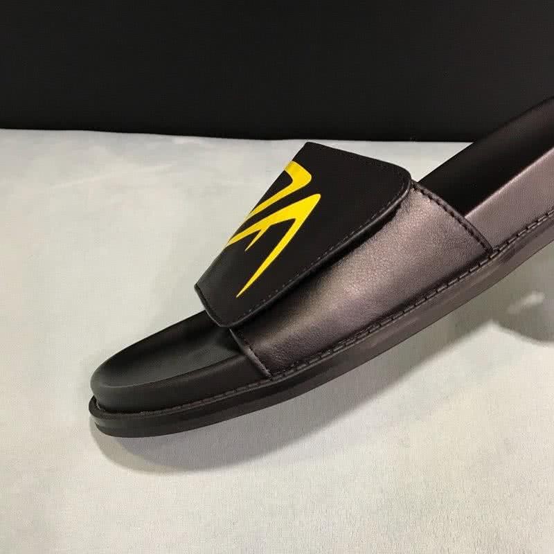 Fendi Slippers Leather Yellow And Black Men 9