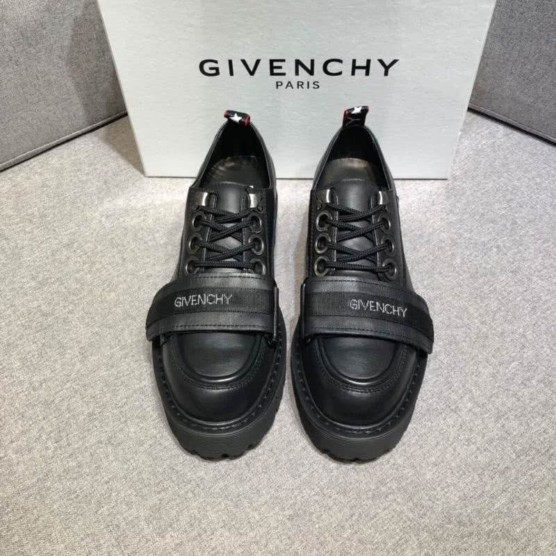 Givenchy Sneakers All Black Men 2