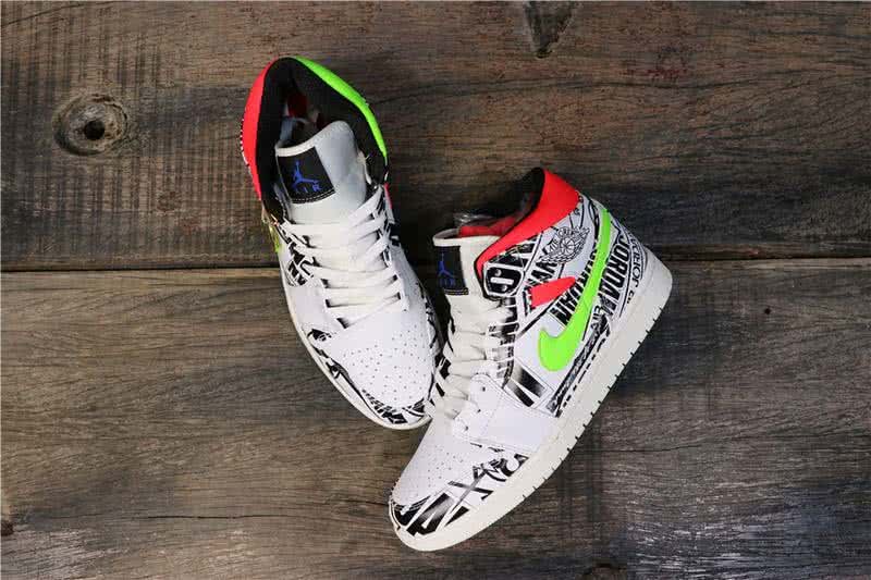 Air Jordan 1 MID White Red And Green Men 12