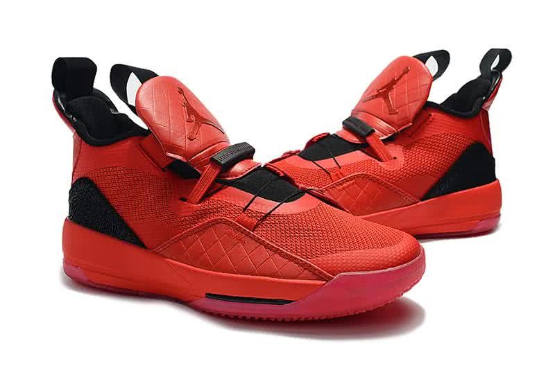 Air Jordan 33 Red Men 4
