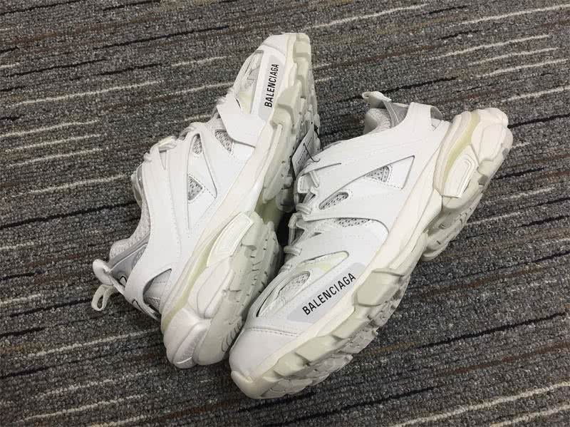 Balenciaga Triple s Trainers Top Quality White Sneakers Men Women 7