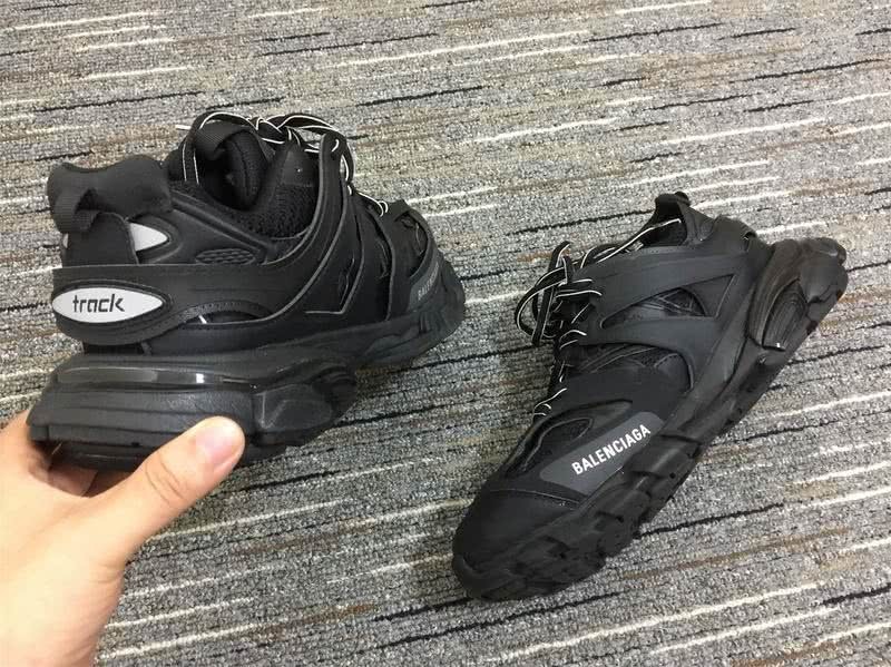 Balenciaga Triple s Trainers Top Quality Black Sneakers Men Women 5