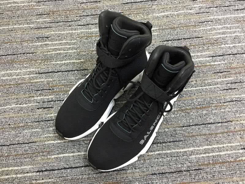 Balenciaga x Nike Speed Trainers Black And White Men Women 1