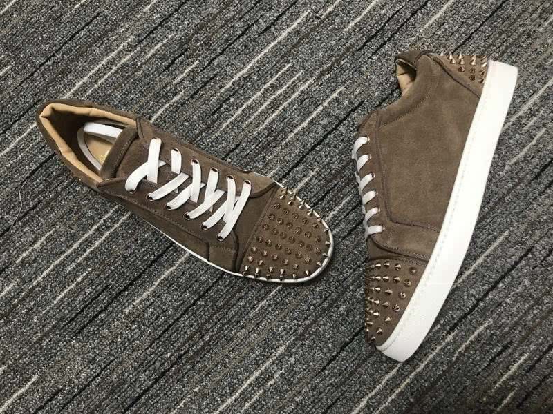 Christian Louboutin Sneakers Low Top Rivets Suede Brown Men Women 8