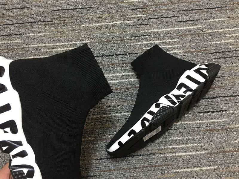 Balenciaga Speed Trainers Black And White Men Women 8