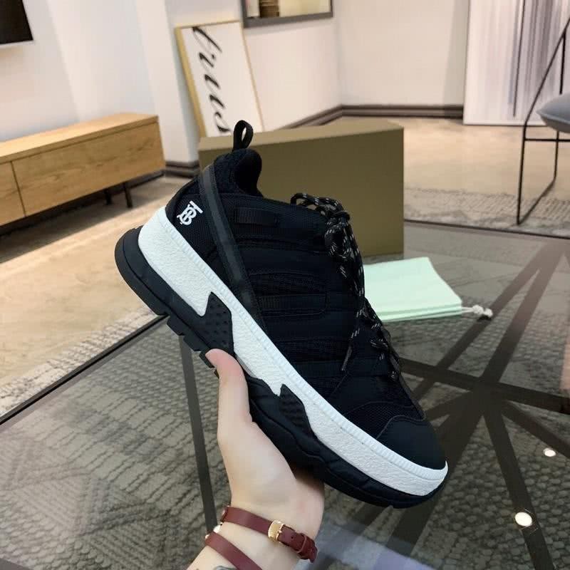 Burberry Sneakers Top Quality Black White Men 5