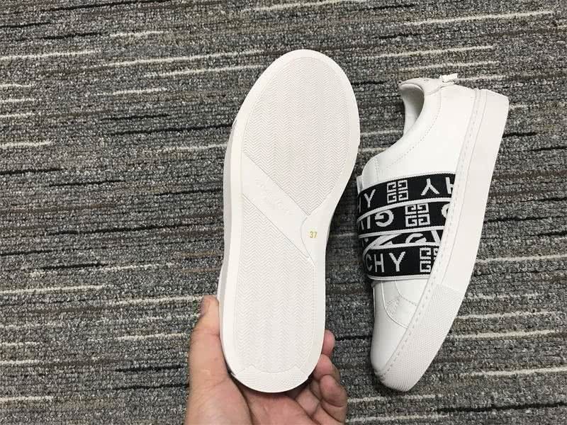 Givenchy Low Top Sneaker White Black Men Women 2