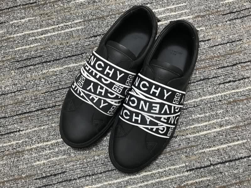 Givenchy Low Top Sneaker Black White Men Women 1