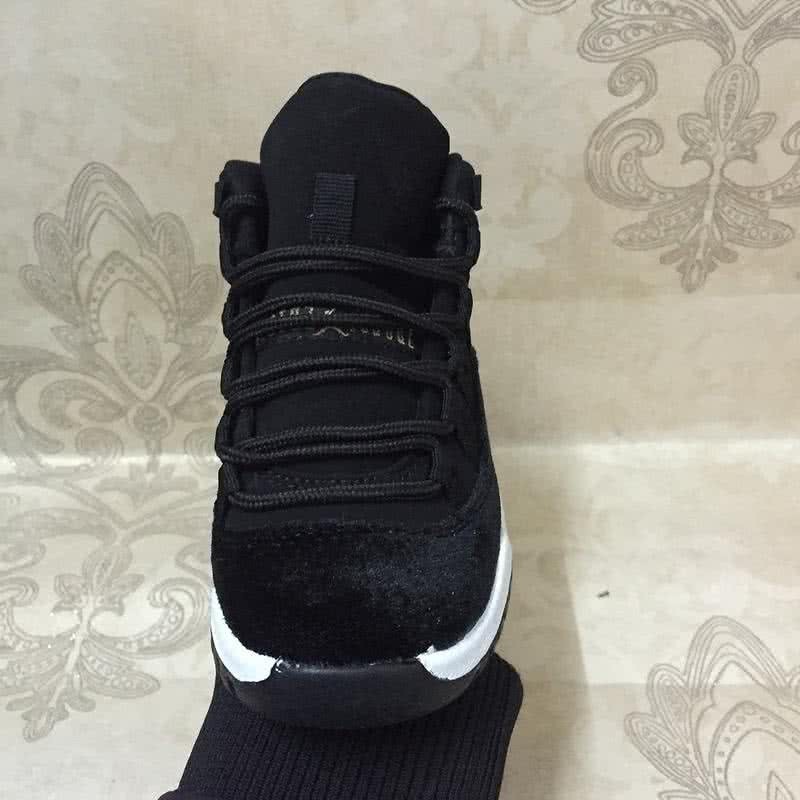 Air Jordan 11 Black Upper And Golden Logo 9