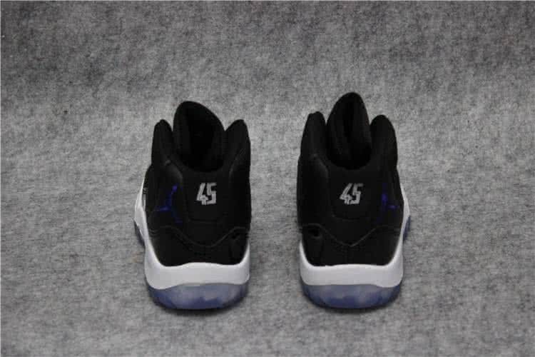 Air Jordan 11 Kids Black Upper White Sole 4