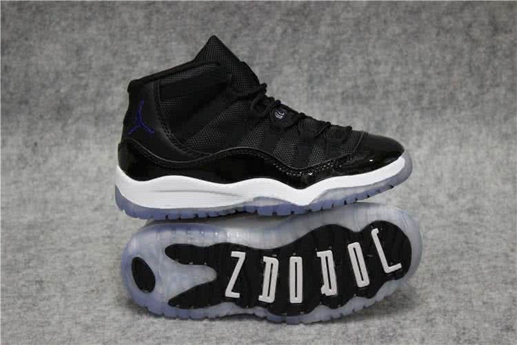 Air Jordan 11 Kids Black Upper White Sole 5