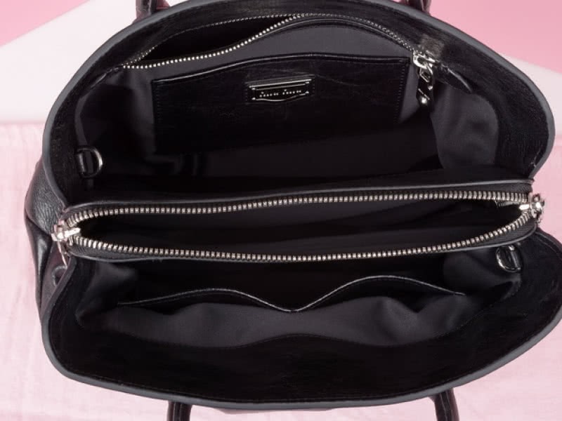 Miu Miu Glazed Leather Tote Black 5