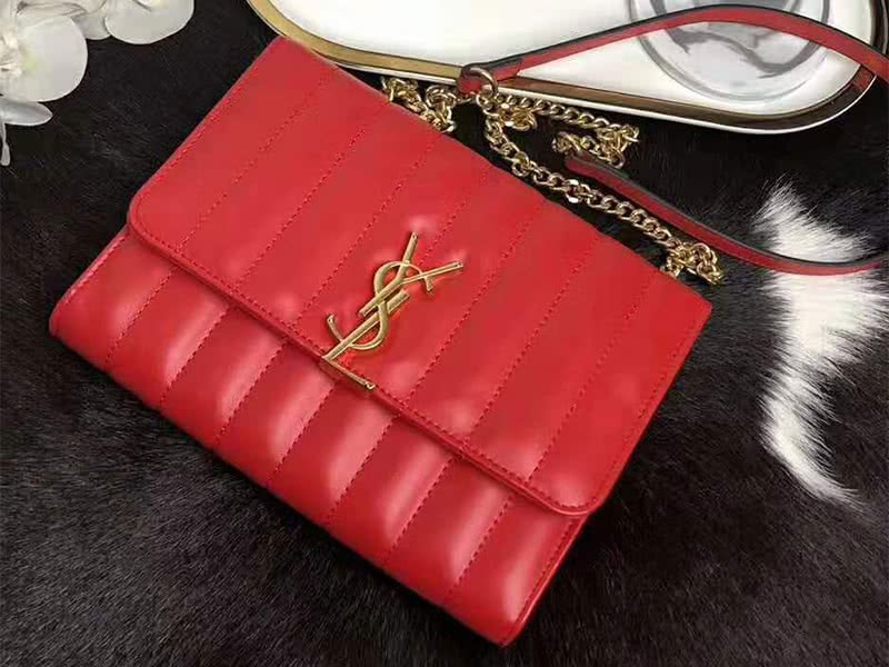 Saint Laurent Vicky Medium In Matelass Lambskin Red 2