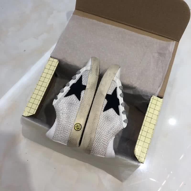 Golden Goose∕GGDB Kids Superstar Sneaker Antique style Grey and Black star 4