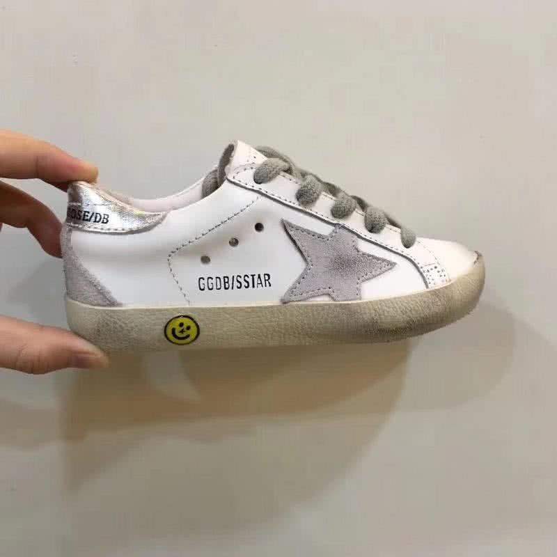 Golden Goose∕GGDB Kids Superstar Sneaker Antique style White and Grey star 1