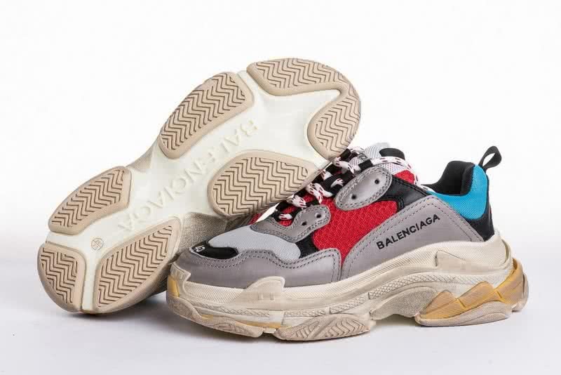 Top Originals Supplier Balenciaga Triple S Grey and Red 2