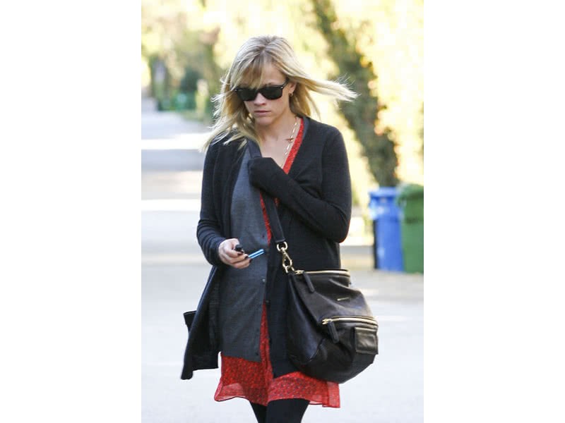 Givenchy Medium Pepe Pandora Messenger Red 8