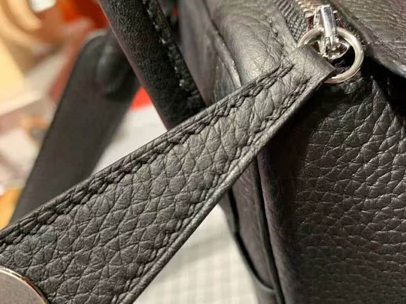 Hermes Mini Lindy Taurillon Clemence 20 Gold Hardware Black 3