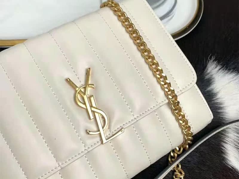 Saint Laurent Vicky Medium In Matelass Lambskin White 1