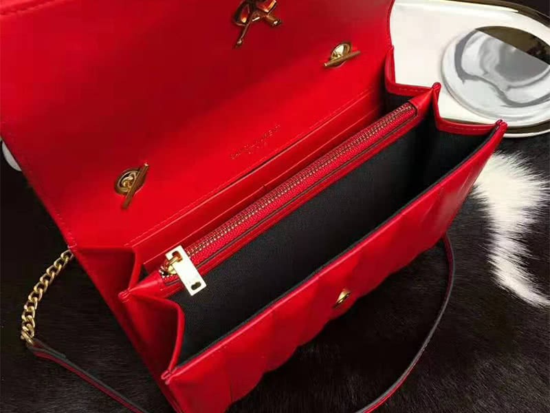 Saint Laurent Vicky Medium In Matelass Lambskin Red 8